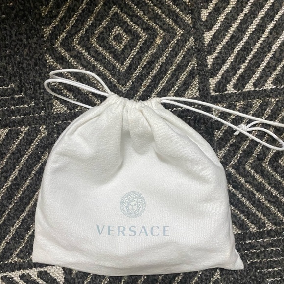 Versace men real belt - Picture 2 of 5